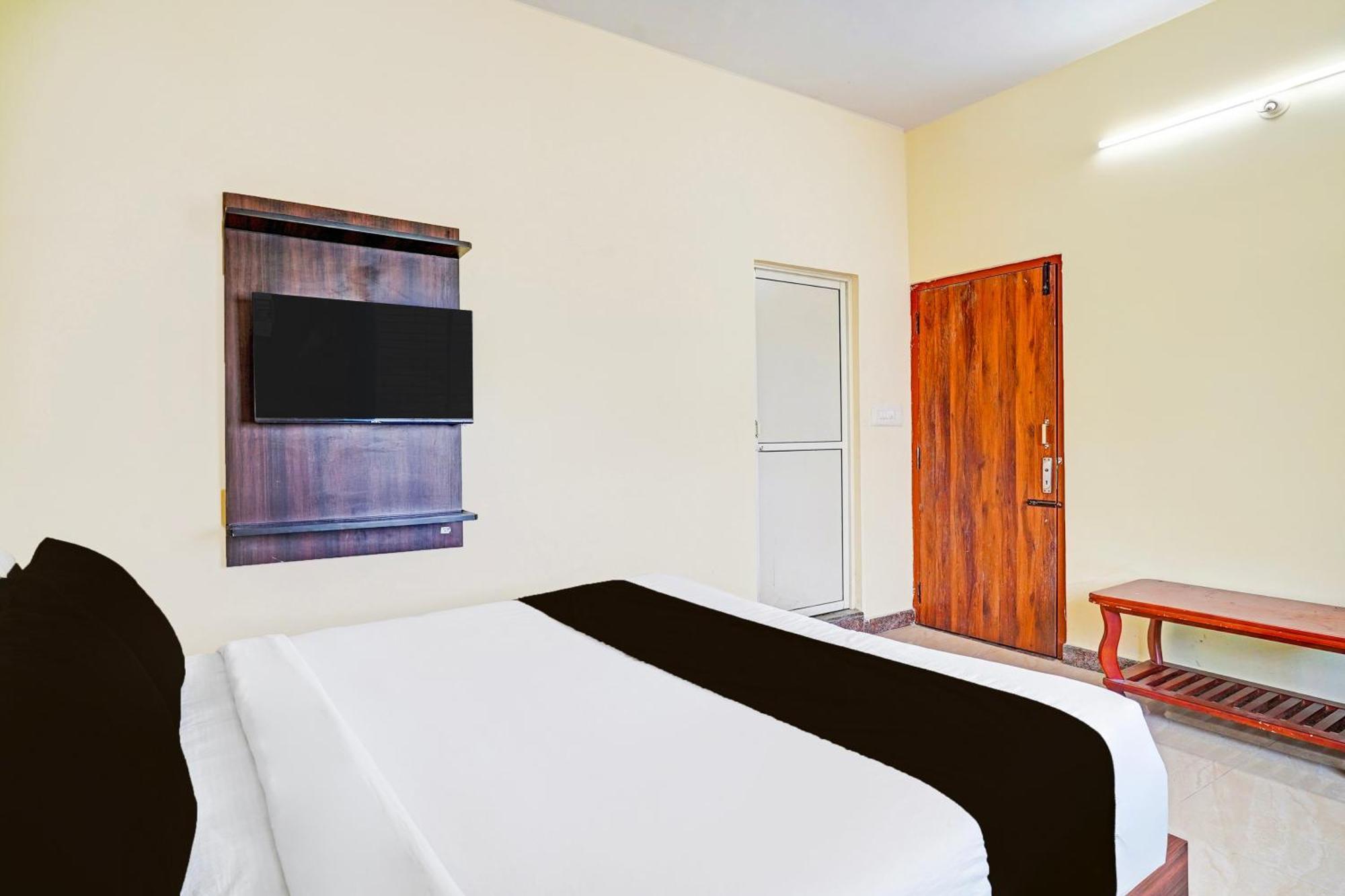 Super Hotel O Srigandhakavalu Formerly Chamundeshwari Lodging Jālahalli 外观 照片