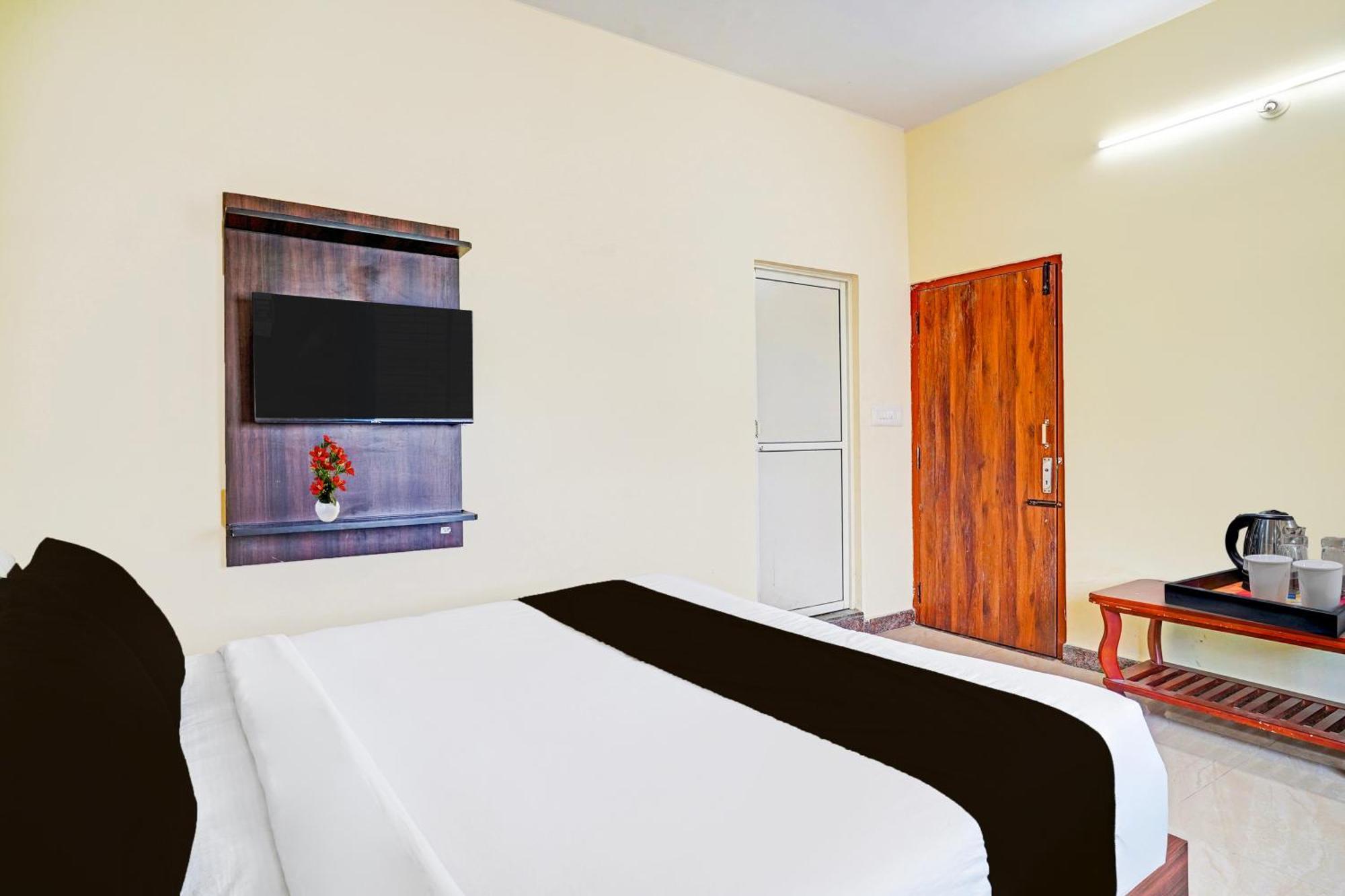 Super Hotel O Srigandhakavalu Formerly Chamundeshwari Lodging Jālahalli 外观 照片