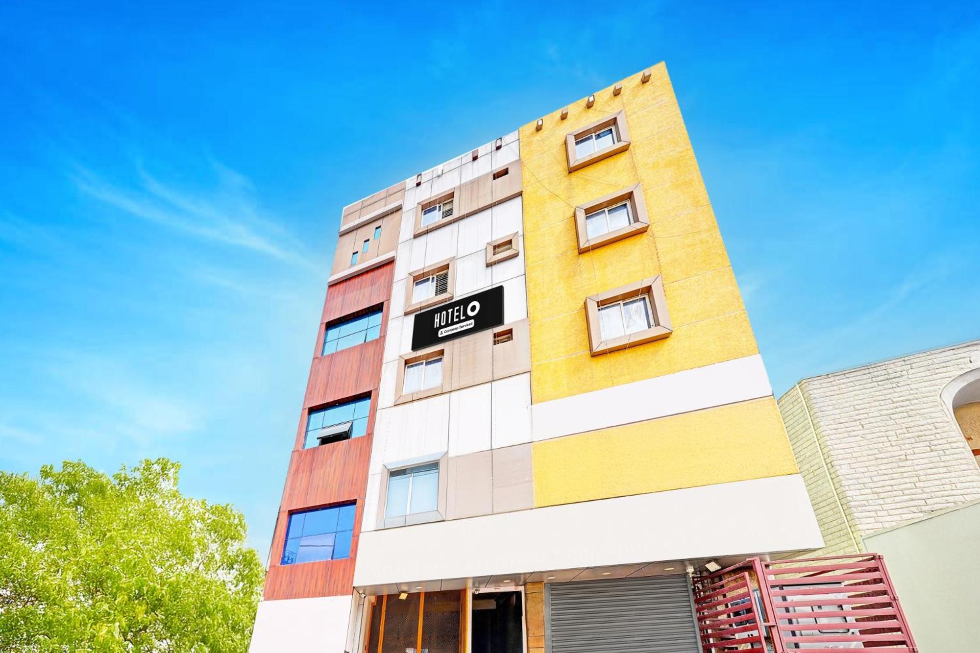 Super Hotel O Srigandhakavalu Formerly Chamundeshwari Lodging Jālahalli 外观 照片